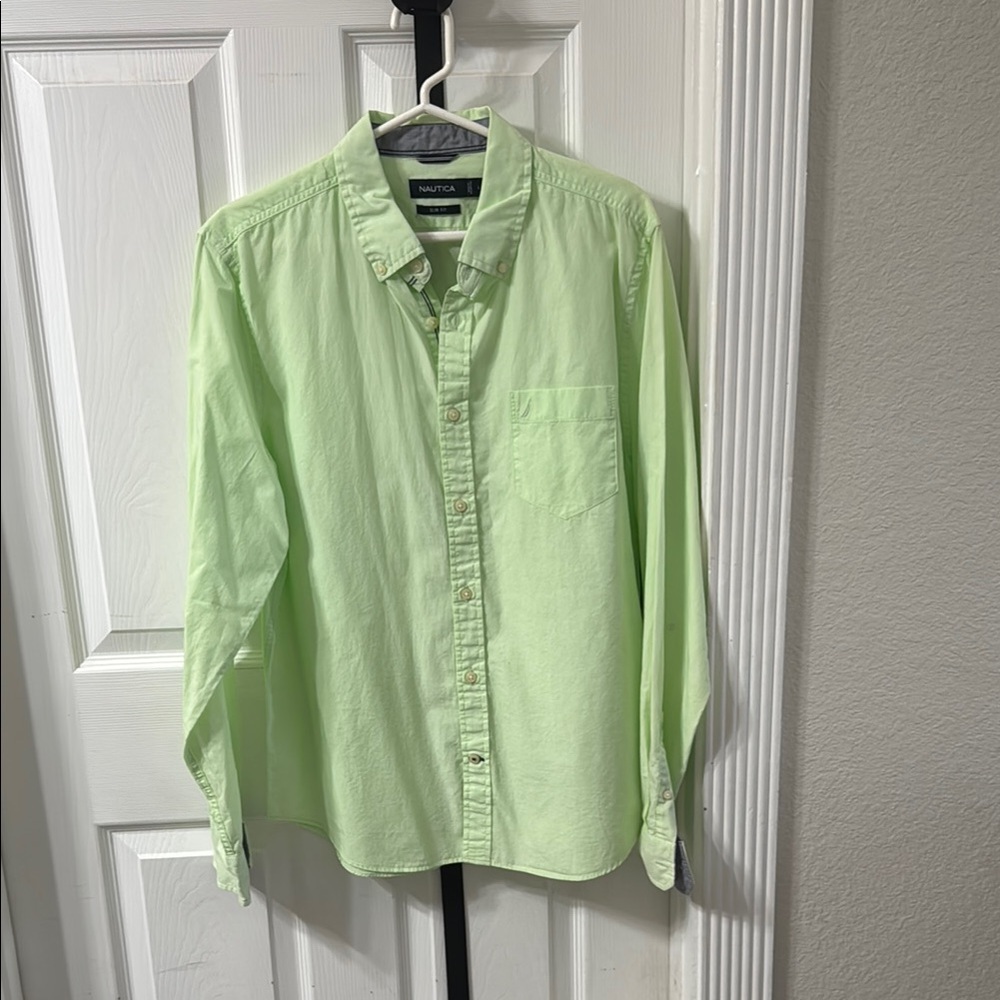 Nautica Green Casual Button Down Shirt Lightweight